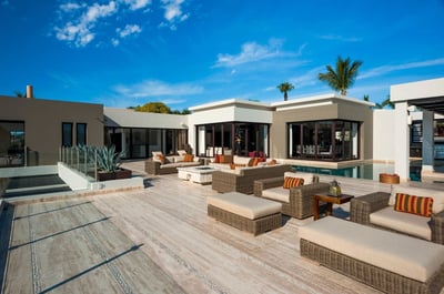 Luxury Villa Photo #3