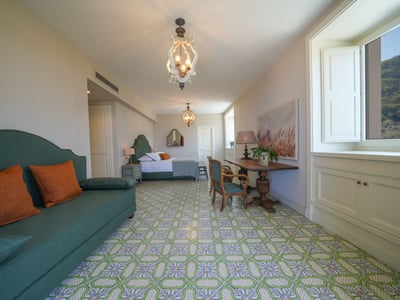 Luxury Villa Photo #45