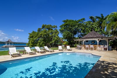 Luxury Villa Photo #2