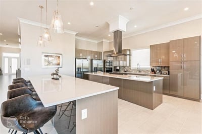 Luxury Villa Photo #11