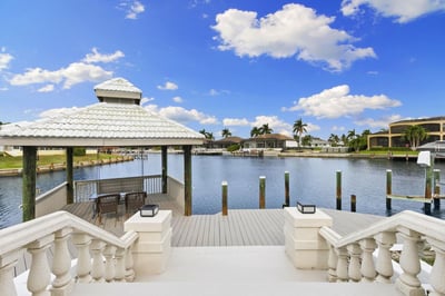 Luxury Villa Photo #2