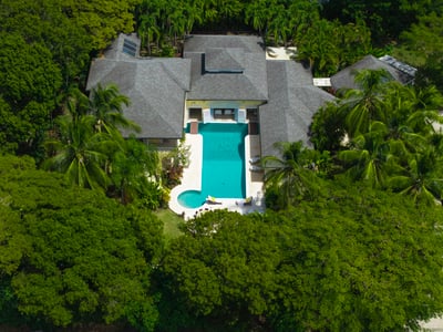 Luxury Villa Photo #2