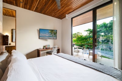 Luxury Villa Photo #18