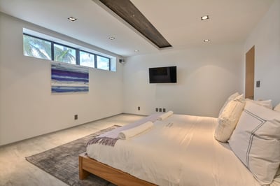Luxury Villa Photo #60