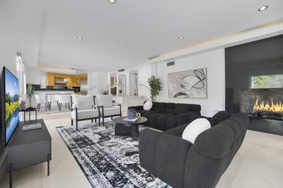 Luxury Villa Photo #16
