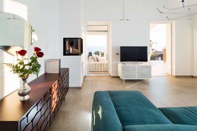 Luxury Villa Photo #24