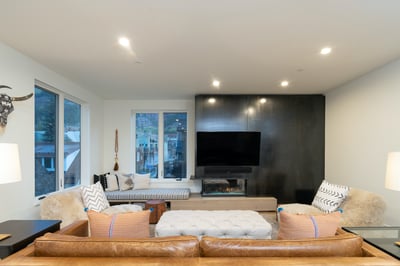 Luxury Villa Photo #3