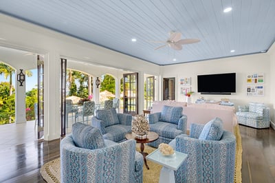 Luxury Villa Photo #12