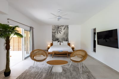 Luxury Villa Photo #56