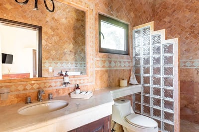 Luxury Villa Photo #58