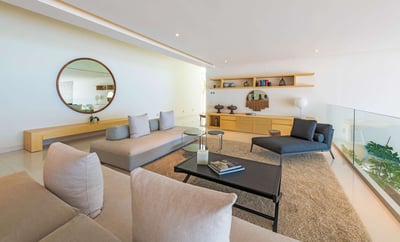 Luxury Villa Photo #28