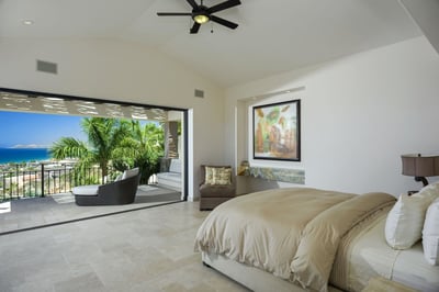 Luxury Villa Photo #21