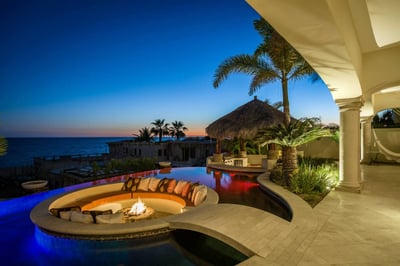 Luxury Villa Photo #8