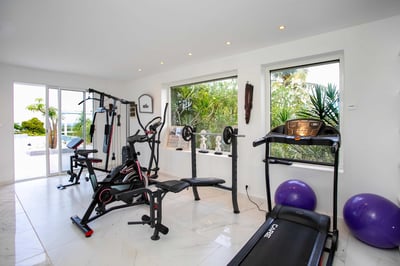 Luxury Villa Photo #21