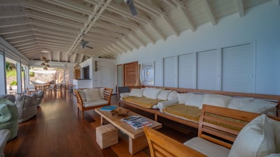Luxury Villa Photo #14