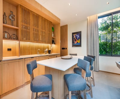 Luxury Villa Photo #43