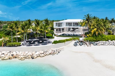 Luxury Villa Photo #2