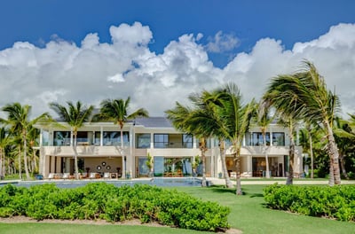 Luxury Villa Photo #11