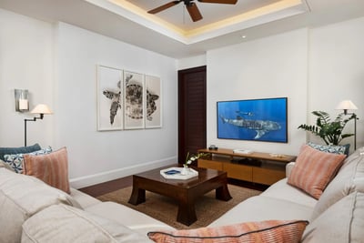 Luxury Villa Photo #10