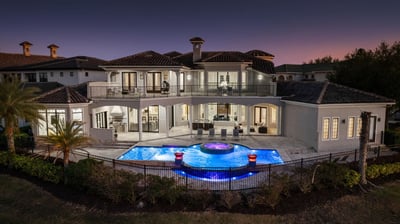 Luxury Villa Photo #3