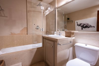 Luxury Villa Photo #34