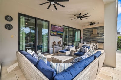 Luxury Villa Photo #15