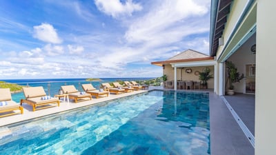 Luxury Villa Photo #9