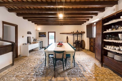 Luxury Villa Photo #27