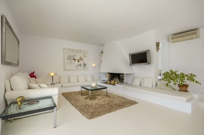 Luxury Villa Photo #8