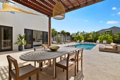 Luxury Villa Photo #10