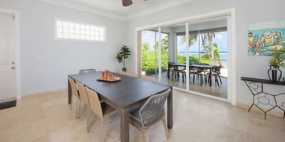 Luxury Villa Photo #11
