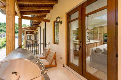 Luxury Villa Photo #5