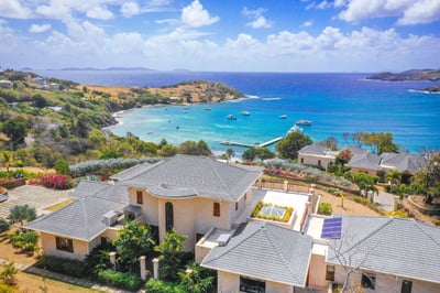 Luxury Villa Photo #3