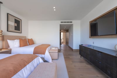 Luxury Villa Photo #42