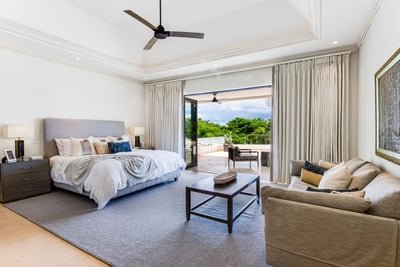 Luxury Villa Photo #15
