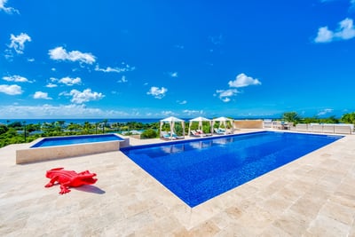 Luxury Villa Photo #2