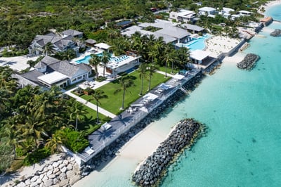 Luxury Villa Photo #2