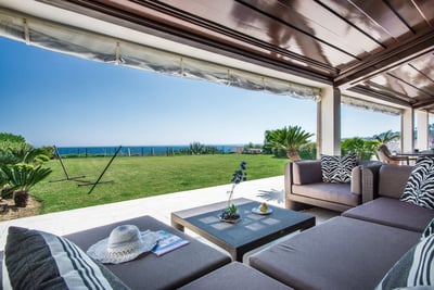 Luxury Villa Photo #40