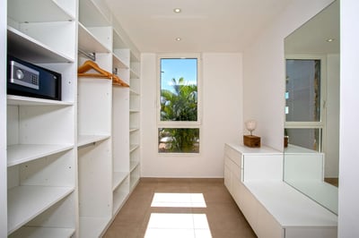 Luxury Villa Photo #23