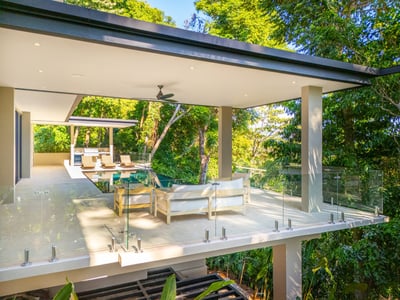 Luxury Villa Photo #9