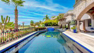 Luxury Villa Photo #2