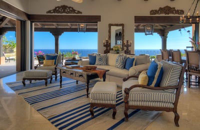 Luxury Villa Photo #15