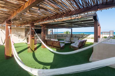 Luxury Villa Photo #18