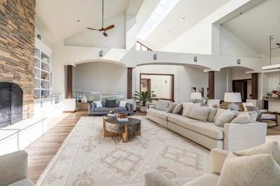 Luxury Villa Photo #57