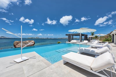 Luxury Villa Photo #13