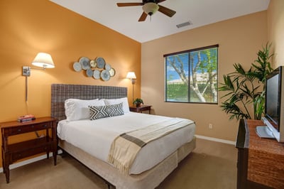 Luxury Villa Photo #17