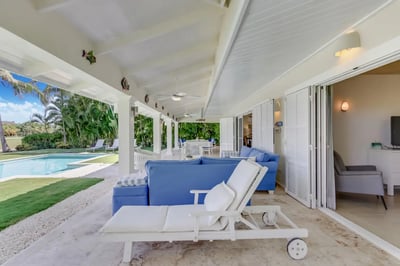 Luxury Villa Photo #15