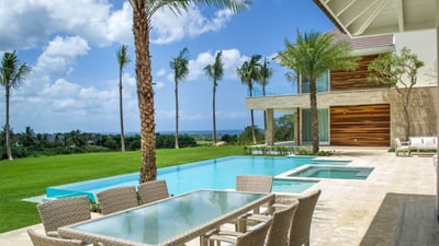 Luxury Villa Photo #12