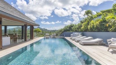 Luxury Villa Photo #18