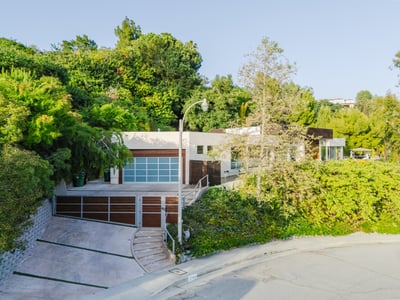 Luxury Villa Photo #5